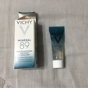 Vichy Mineral 89 Plumping Daily Booster
